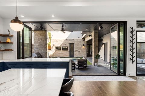 Tiny photo for 424 Redan Street, Houston, TX 77009 (MLS # 97020397)