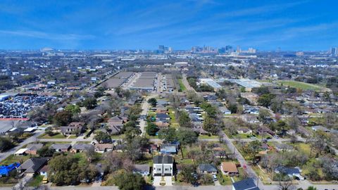 Tiny photo for 7012 Saint Augustine Street, Houston, TX 77021 (MLS # 3859712)