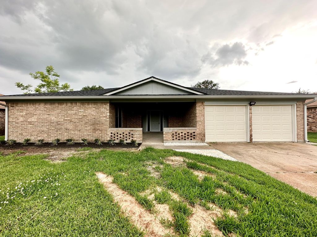 Photo of 3106 Stacy Lane, Deer Park, TX 77536 (MLS # 29454112)