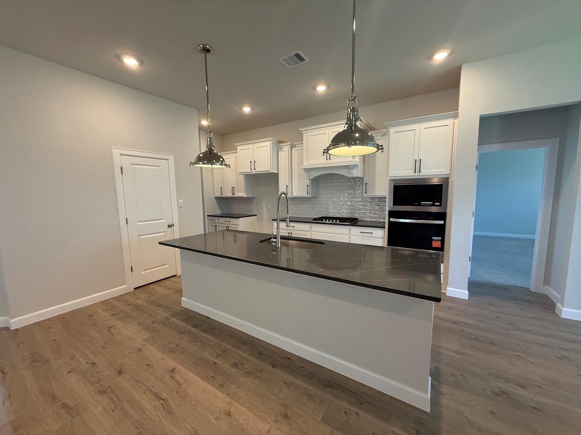 15180 Corbin Court
