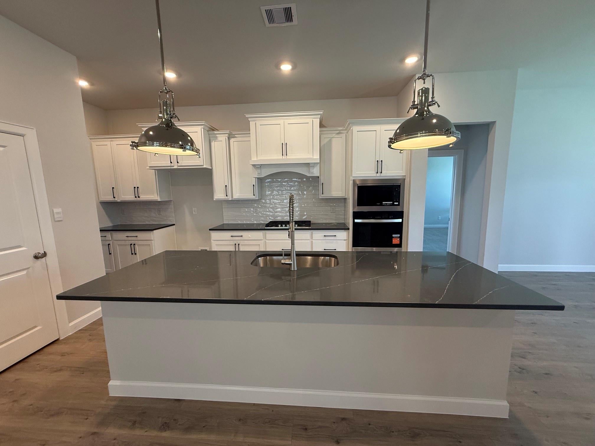 15180 Corbin Court