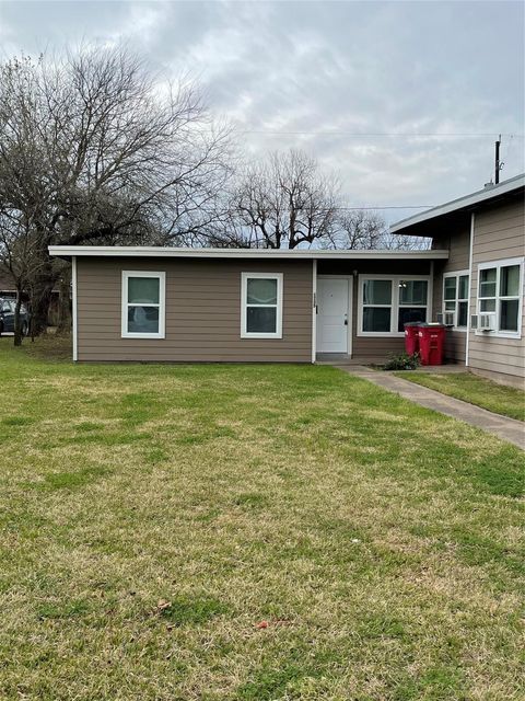 Photo of 1735 W 8th Street, Freeport, TX 77541 (MLS # 5237586)