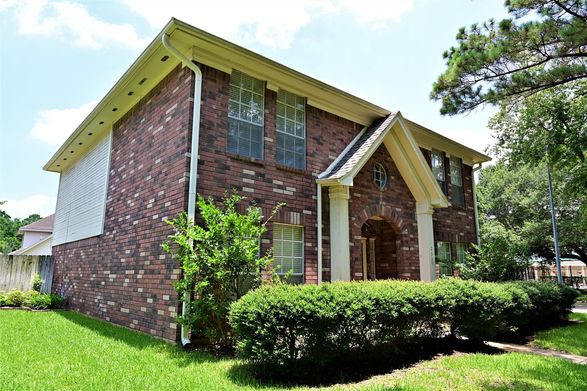 2339 Bent River Drive