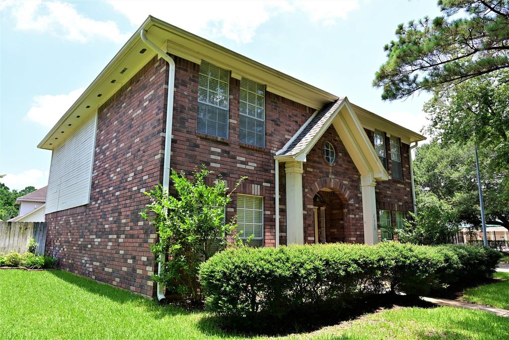 Photo of 2339 Bent River Drive, Sugar Land, TX 77479 (MLS # 57789337)