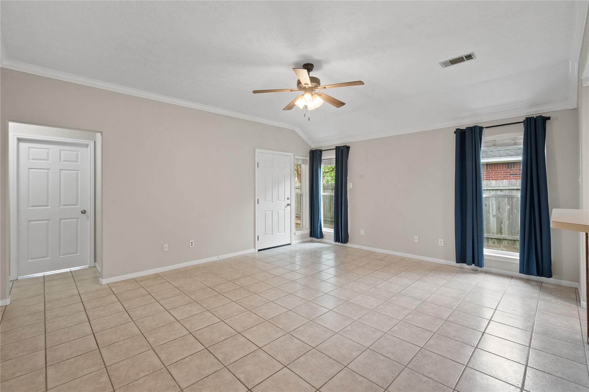 4019 N Fm 565 Road