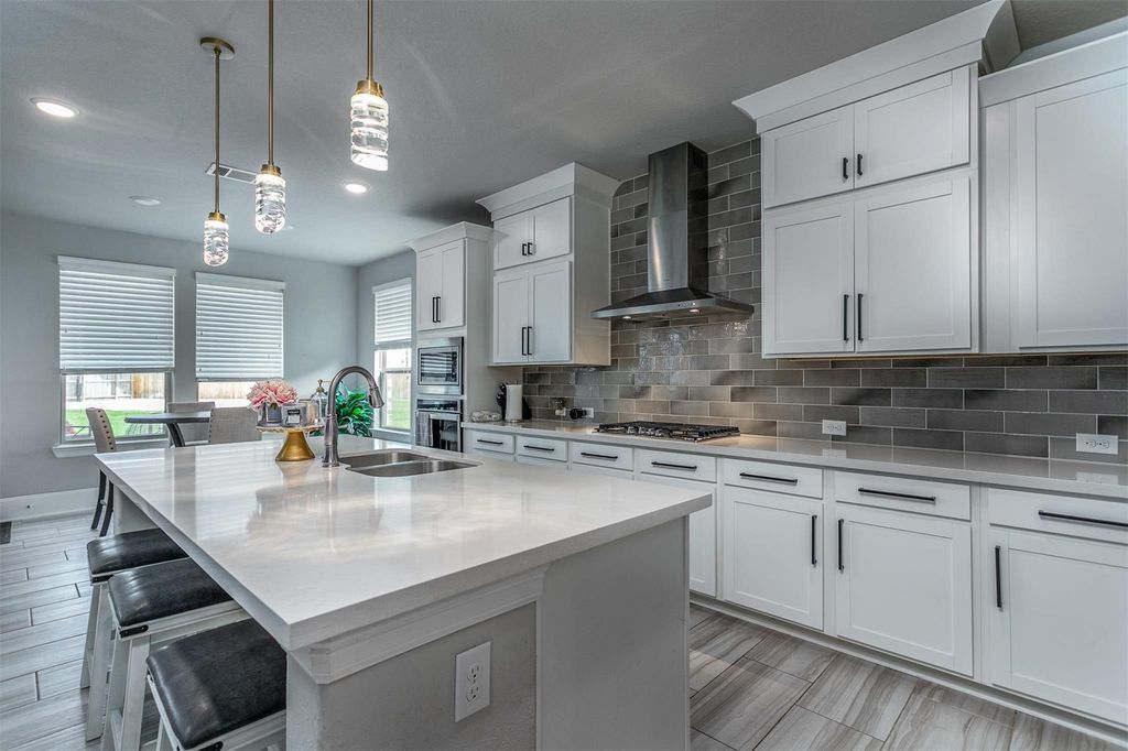 Photo of 6830 Cottonwood Crest Lane, Katy, TX 77493 (MLS # 89983017)