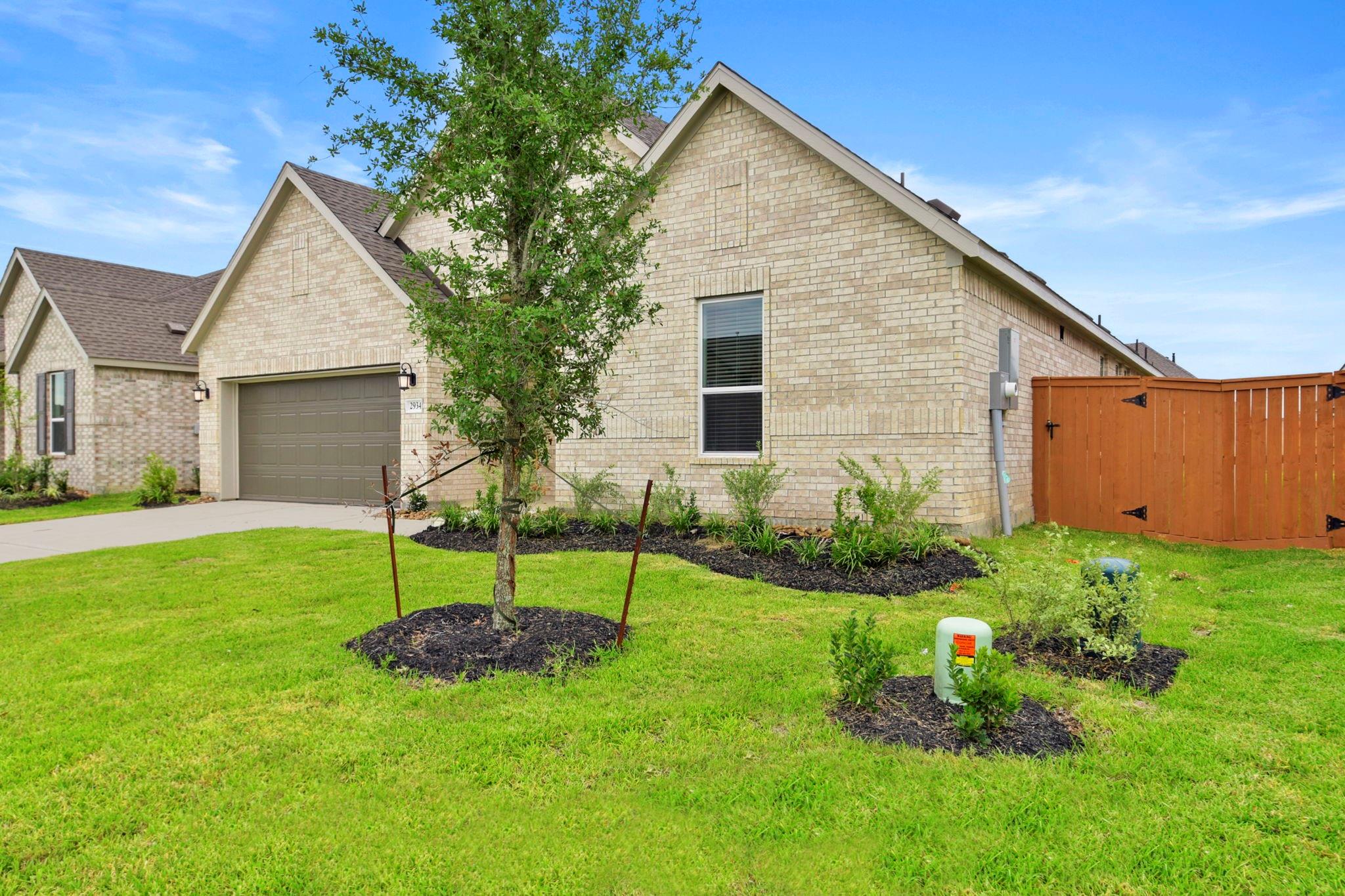 2934 Palm Branch Dr