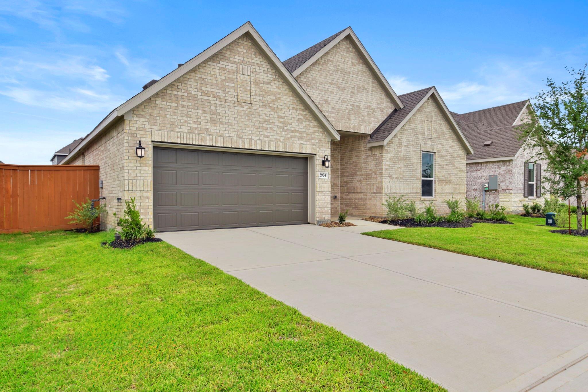 2934 Palm Branch Dr