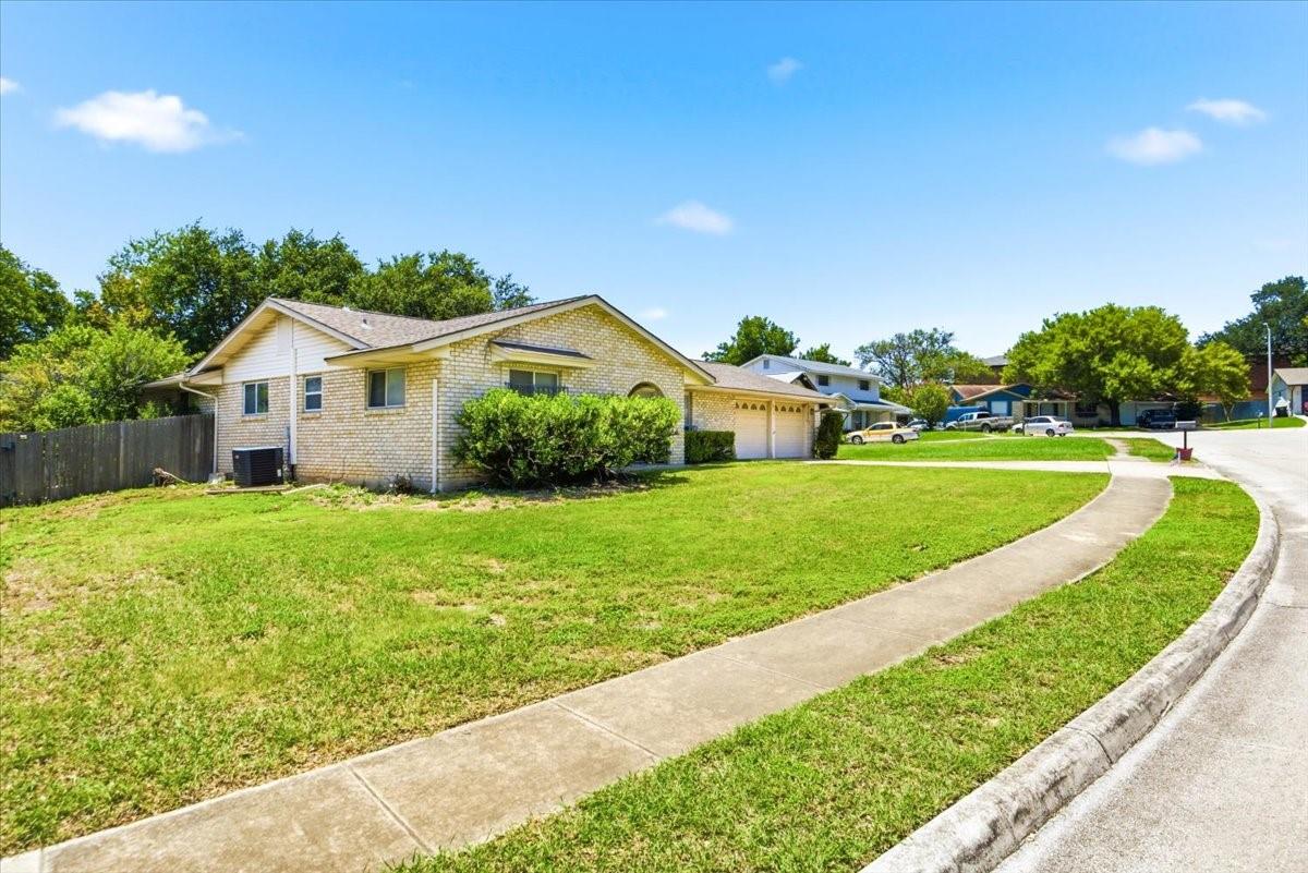610 Amistad Boulevard