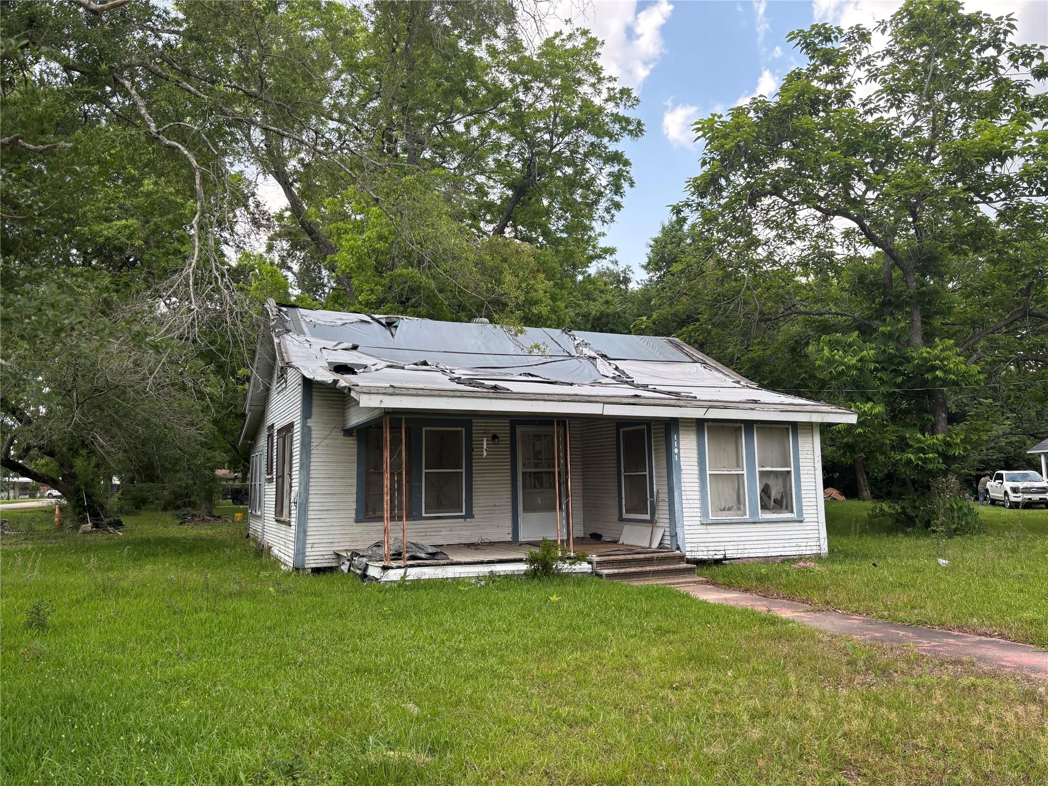 1101 N Blair Avenue
