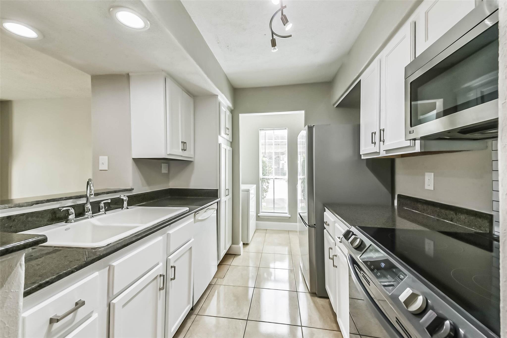 250 El Dorado Boulevard 189