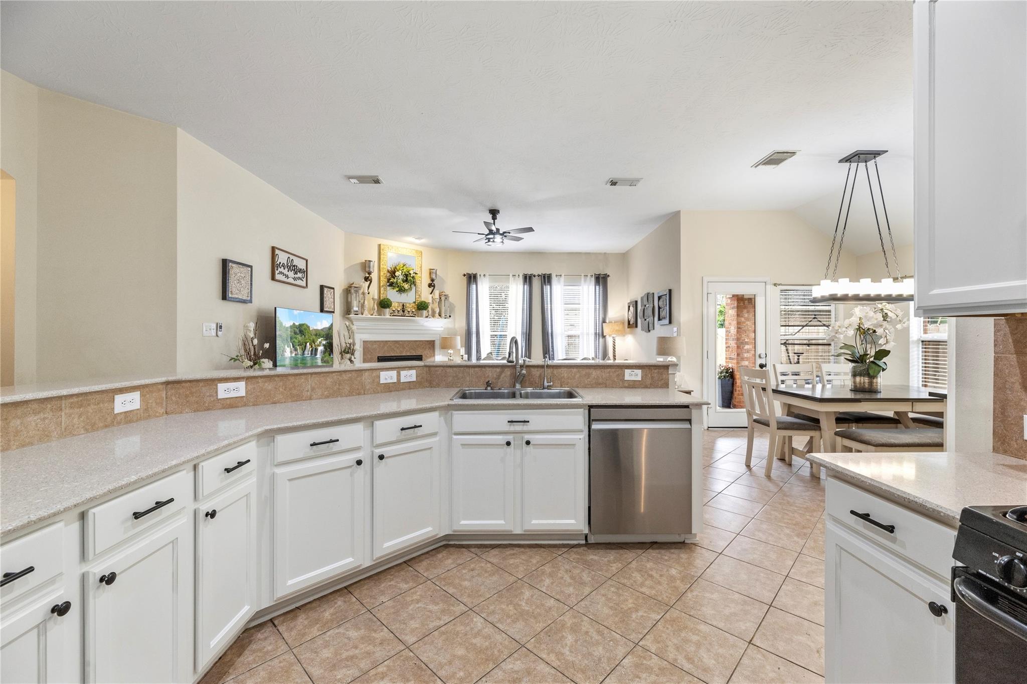 12323 E Elizabeth Shore Loop