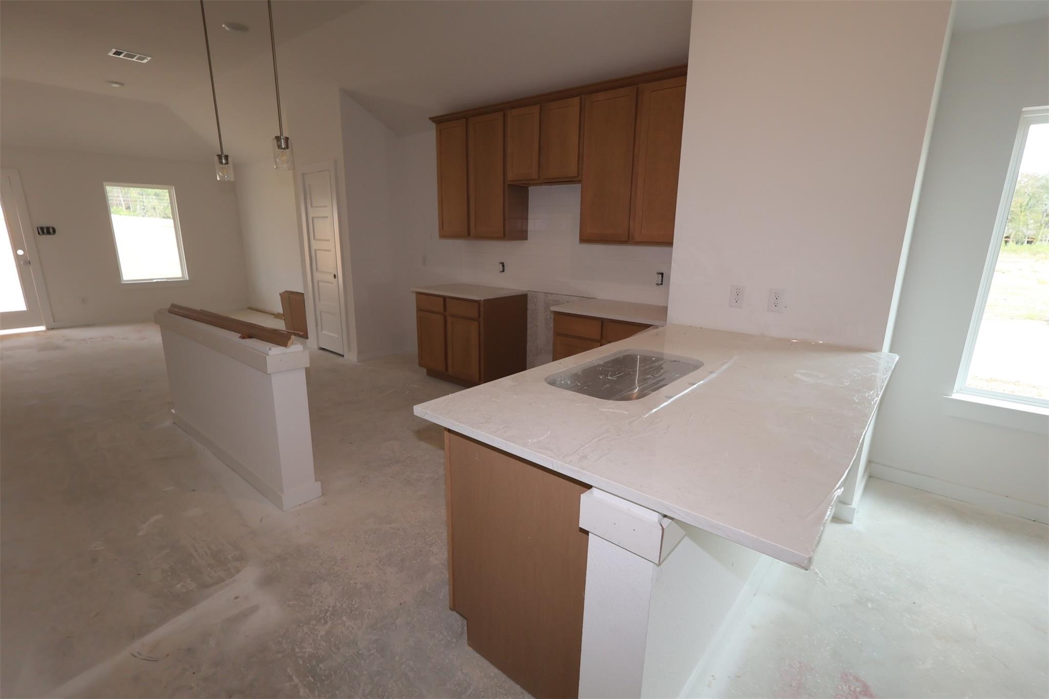 1702 Green Warbler Lane