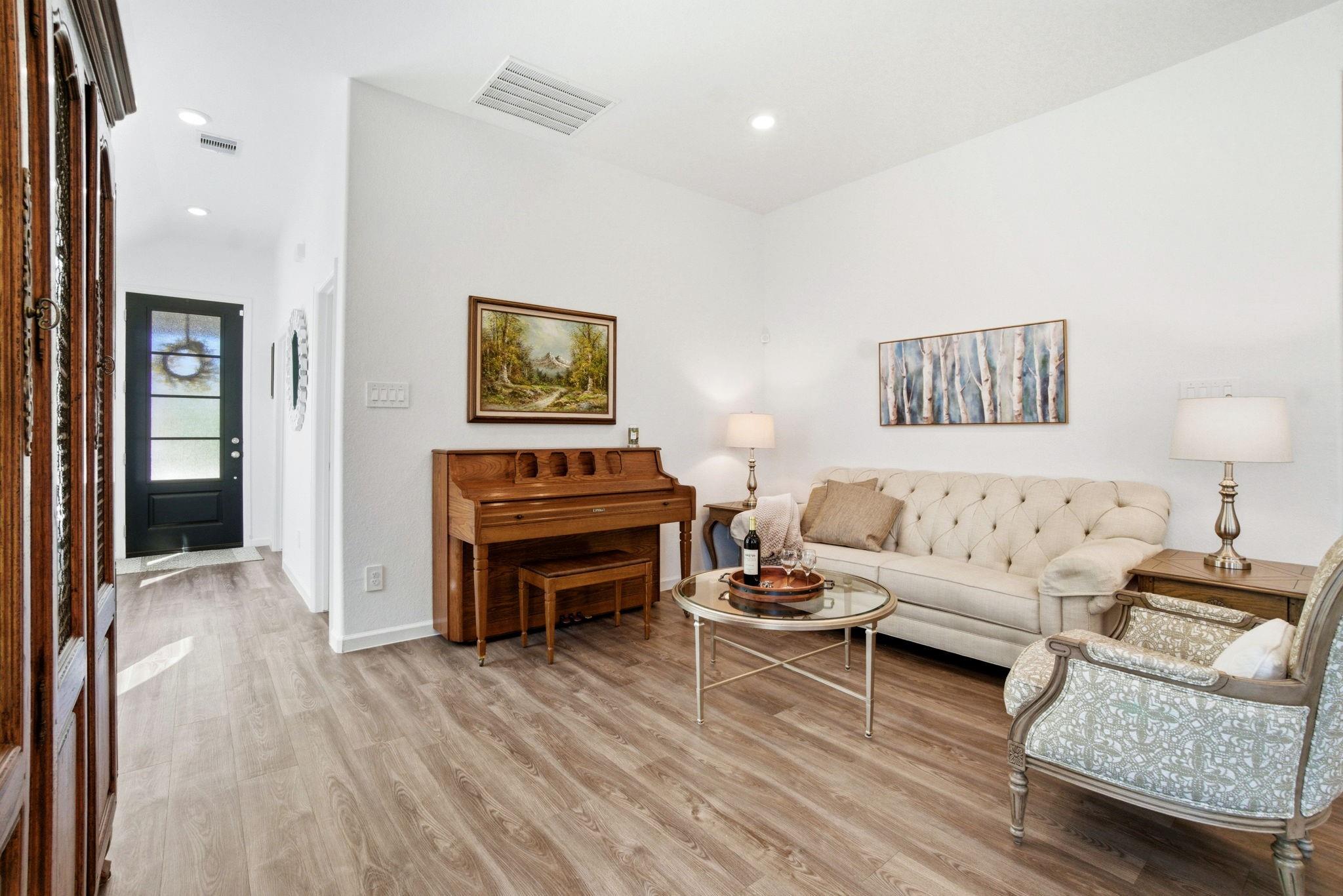 1409 Northwood Bluff Lane