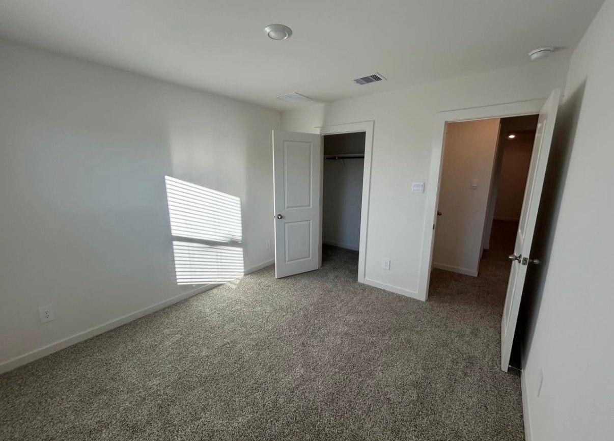 3527 Shearwater Street