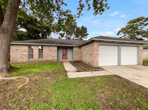Photo of 23110 Pennsgrove Road, Spring, TX 77373 (MLS # 32570117)