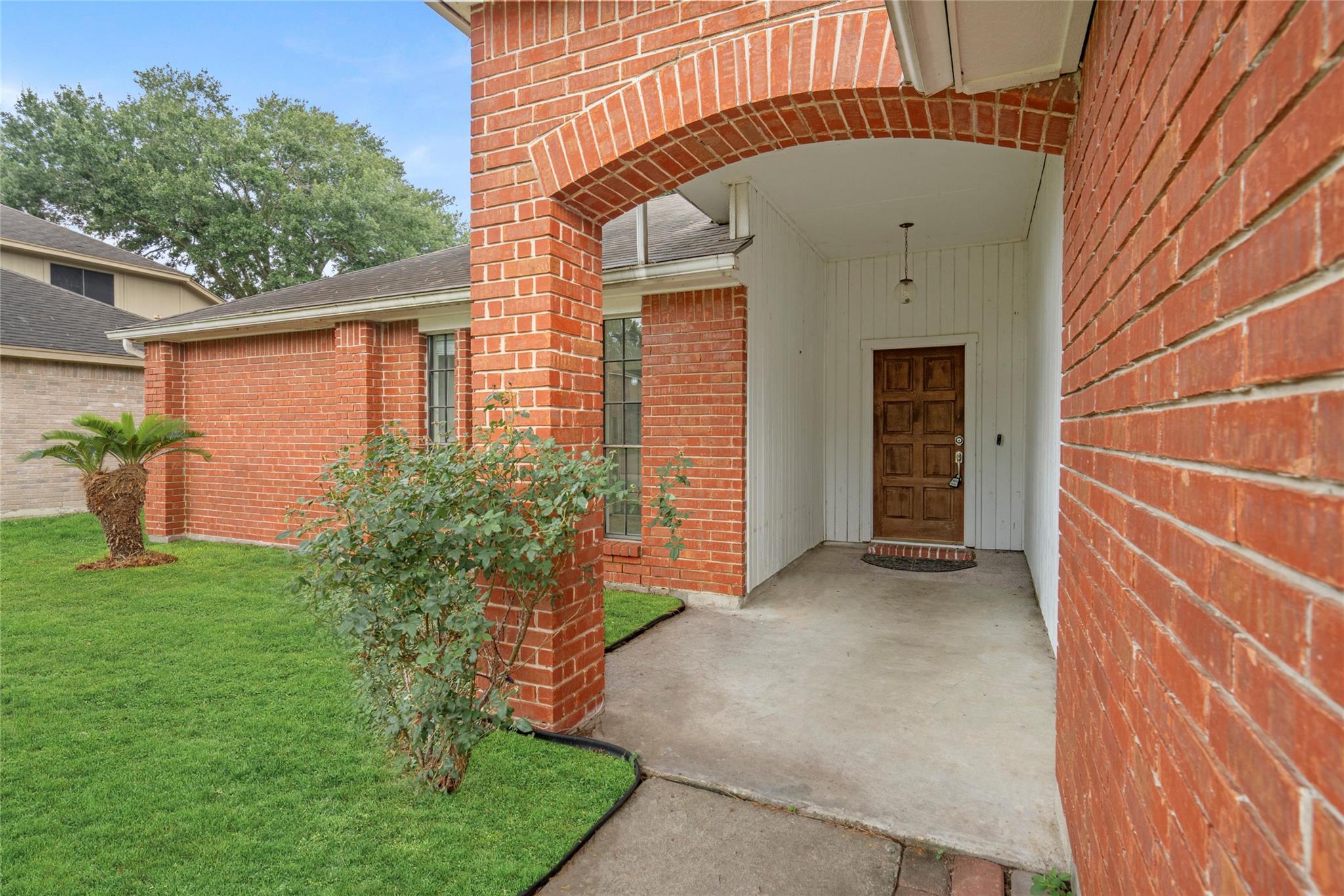 22514 Round Valley Drive