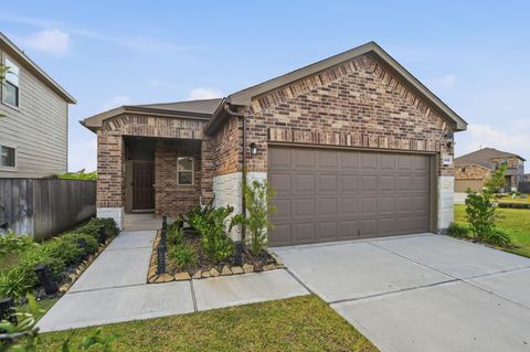 Photo of 16306 Fontana Court, Conroe, TX 77302 (MLS # 54856575)
