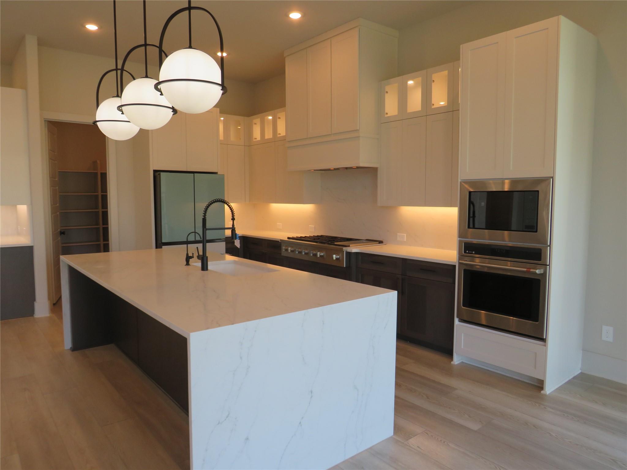 10123 Regatta Shore Drive