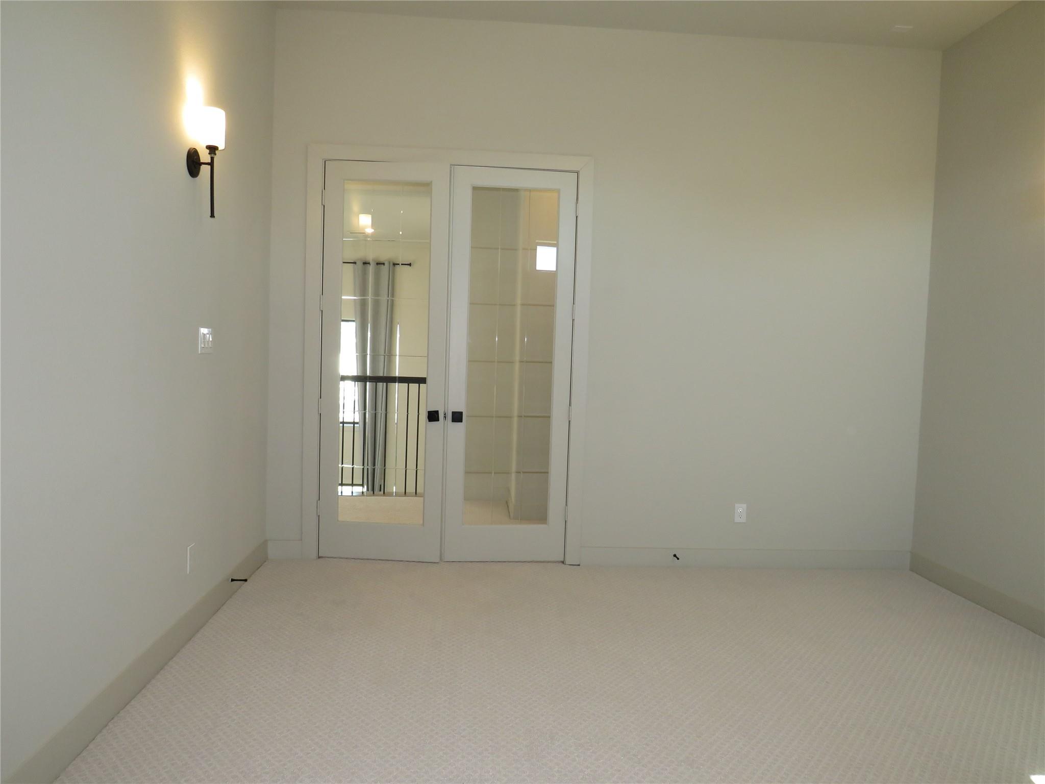 10123 Regatta Shore Drive