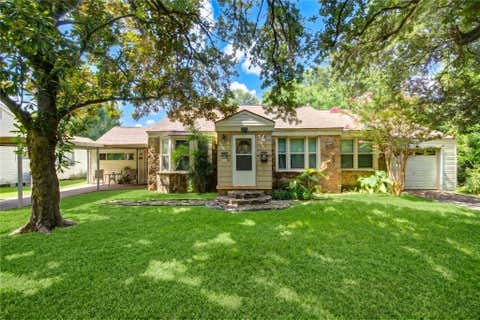 Photo of 2206 Oaklawn Drive, La Marque, TX 77568 (MLS # 30705452)