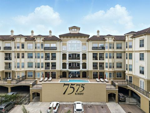 Photo of 7575 Kirby Drive #2204, Houston, TX 77030 (MLS # 20539574) Photo of 7575 Kirby Drive #2204, Houston, TX 77030 (MLS # 20539574)