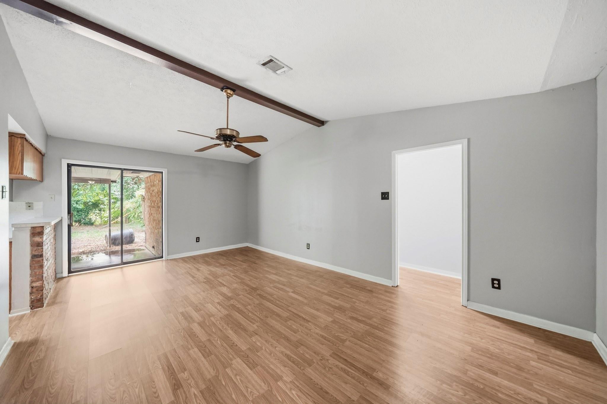 3324 Kathryn Circle