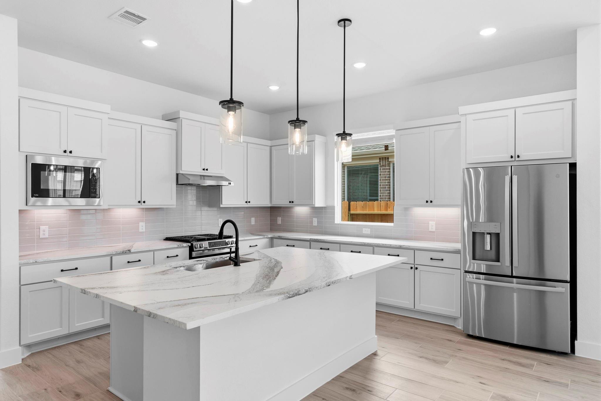 13306 Valley Orchard