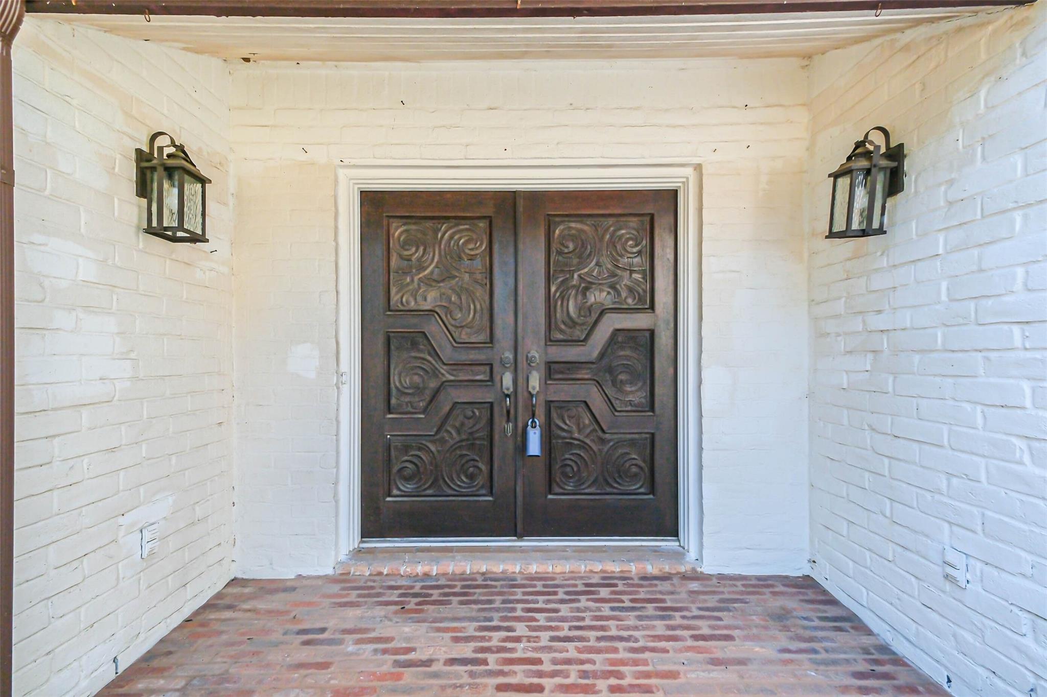 5230 Meadow Forest Drive Drive