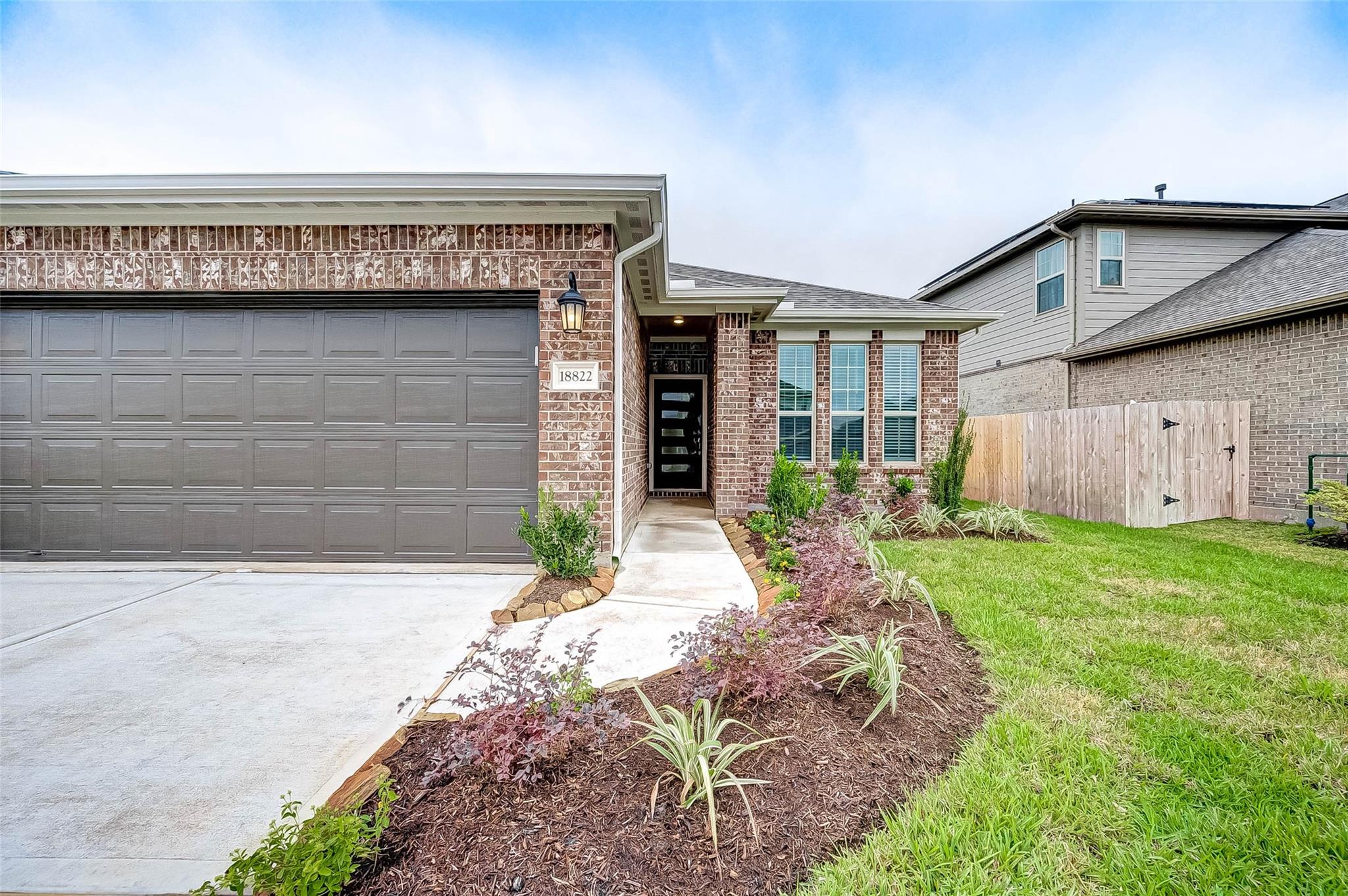 18822 Fulvetta Haven Way