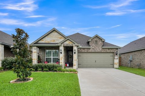 Photo of 6115 White Spruce Drive, Conroe, TX 77304 (MLS # 49799744)