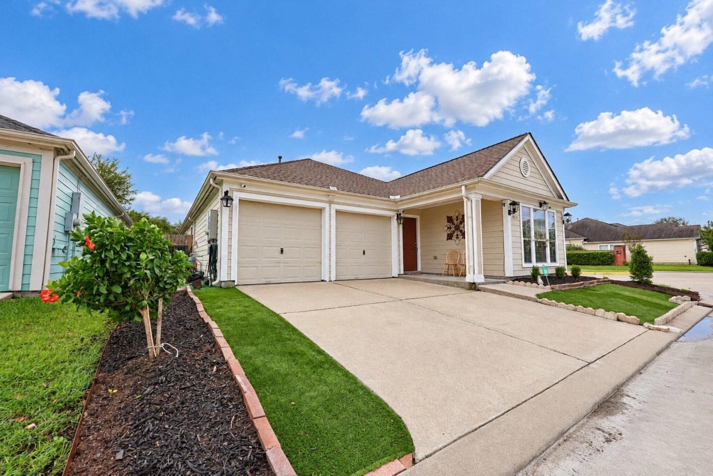 Photo of 14731 Briceland Springs Drive, Houston, TX 77082 (MLS # 57245334)