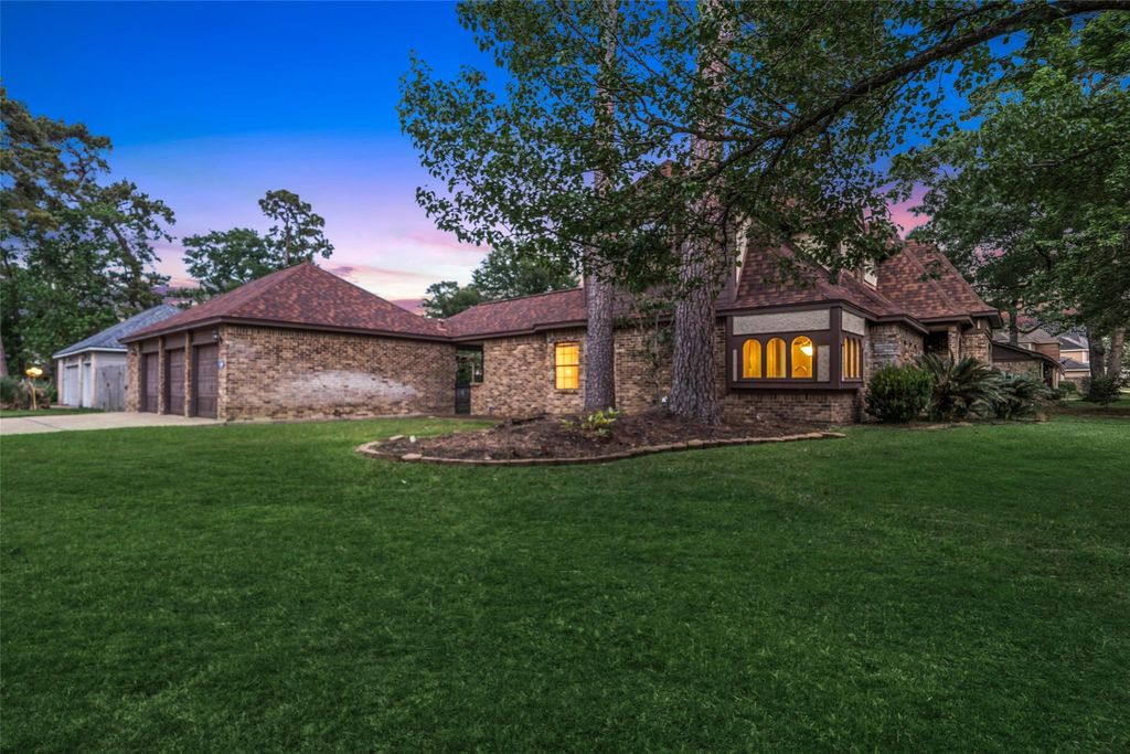 Photo of 19830 Atascocita Pines Drive, Humble, TX 77346 (MLS # 48297145)