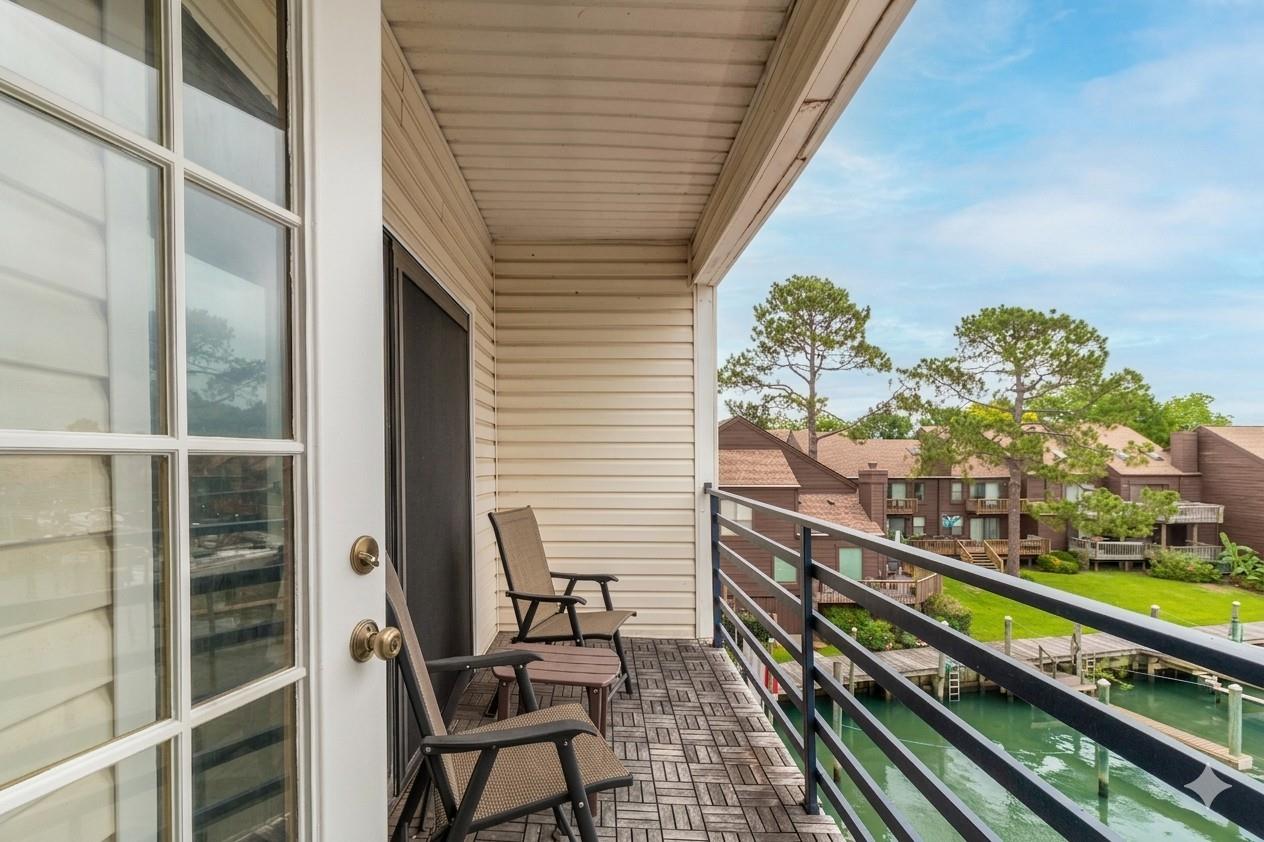 793 Davis Road 215