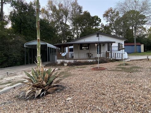 Photo of 152 Woodpecker, Livingston, TX 77351 (MLS # 73470492)
