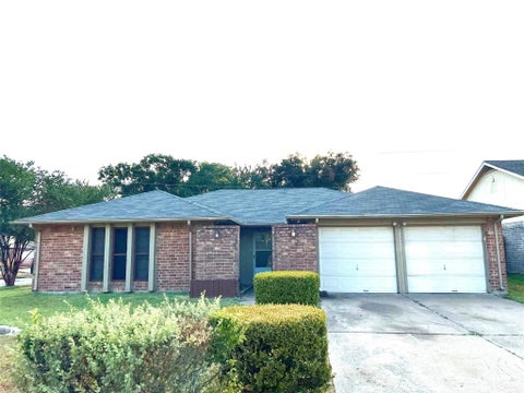Homes For Rent - 15950 Manfield Drive<br/> Houston, TX 77082