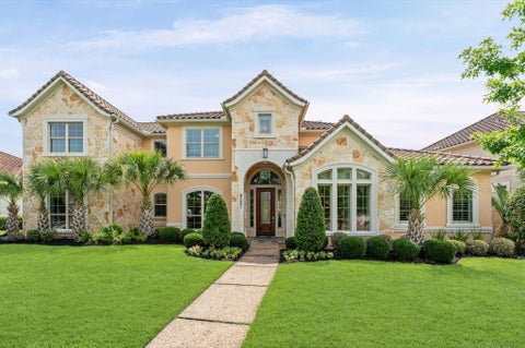 Homes For Sale - 9507 Martha Springs Drive<br/> Houston, TX 77070