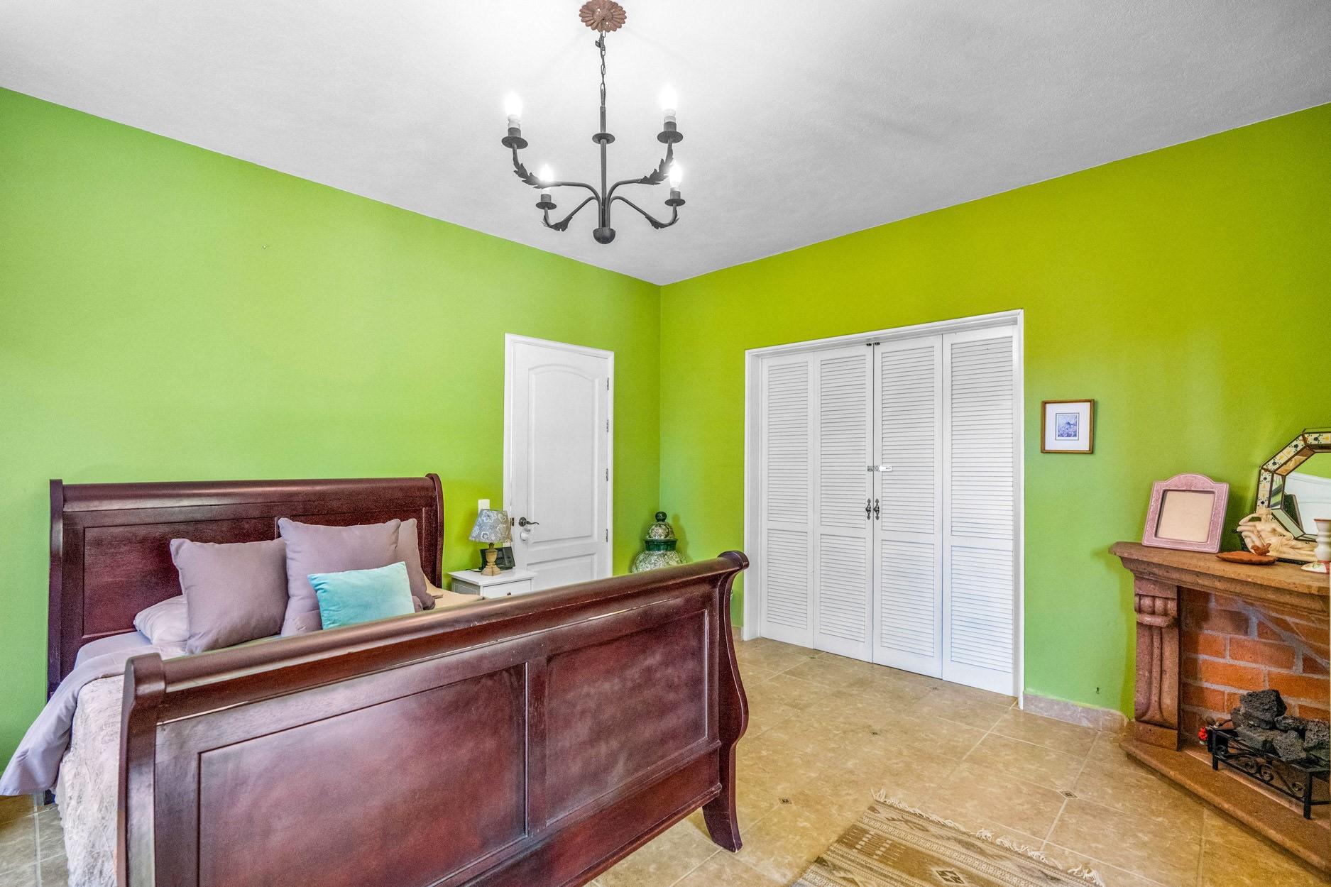 Tennessee 37720, Mexico, 4 Bedrooms Bedrooms, ,2 BathroomsBathrooms,Residential,Active,225341