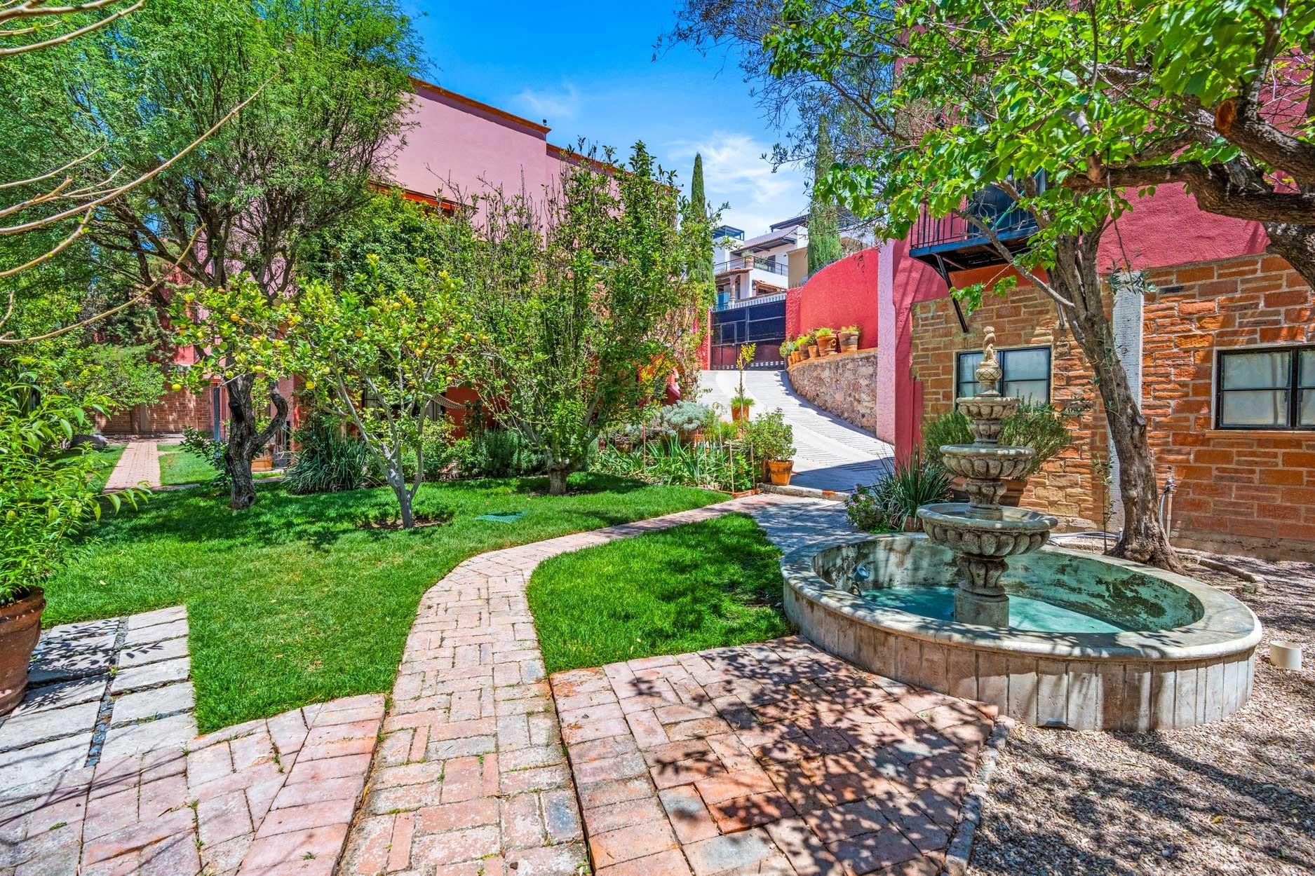 Tennessee 37720, Mexico, 4 Bedrooms Bedrooms, ,2 BathroomsBathrooms,Residential,Active,225341