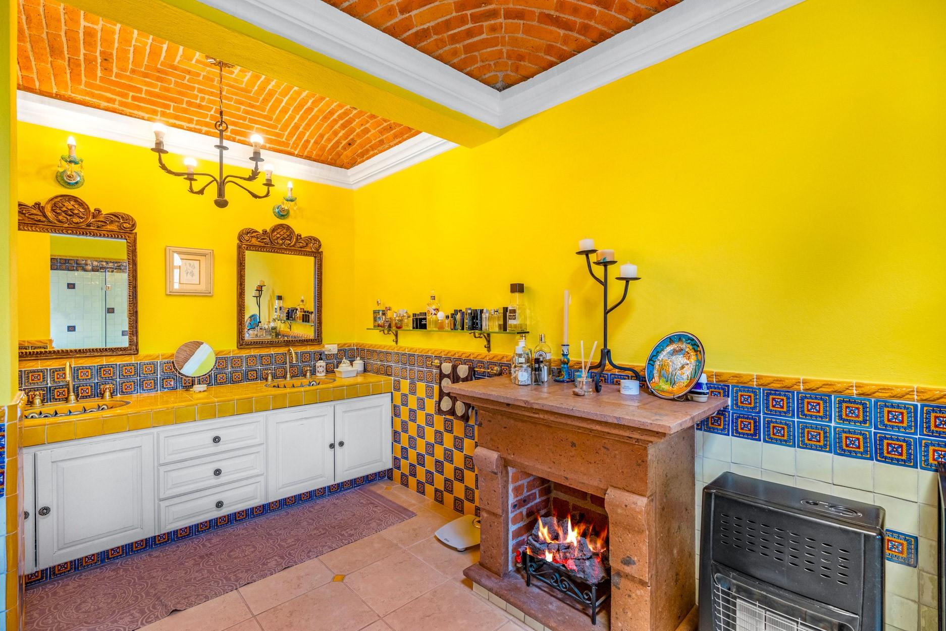 Tennessee 37720, Mexico, 4 Bedrooms Bedrooms, ,2 BathroomsBathrooms,Residential,Active,225341