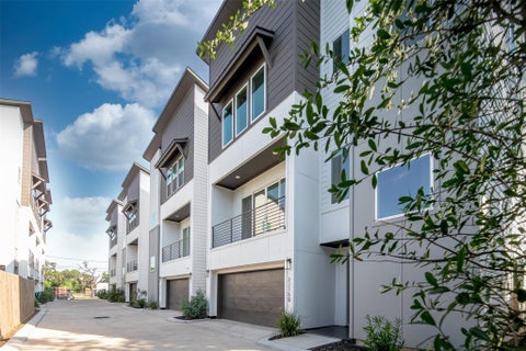 Photo of 3215 Ennis Street #D, Houston, TX 77004 (MLS # 88352200)