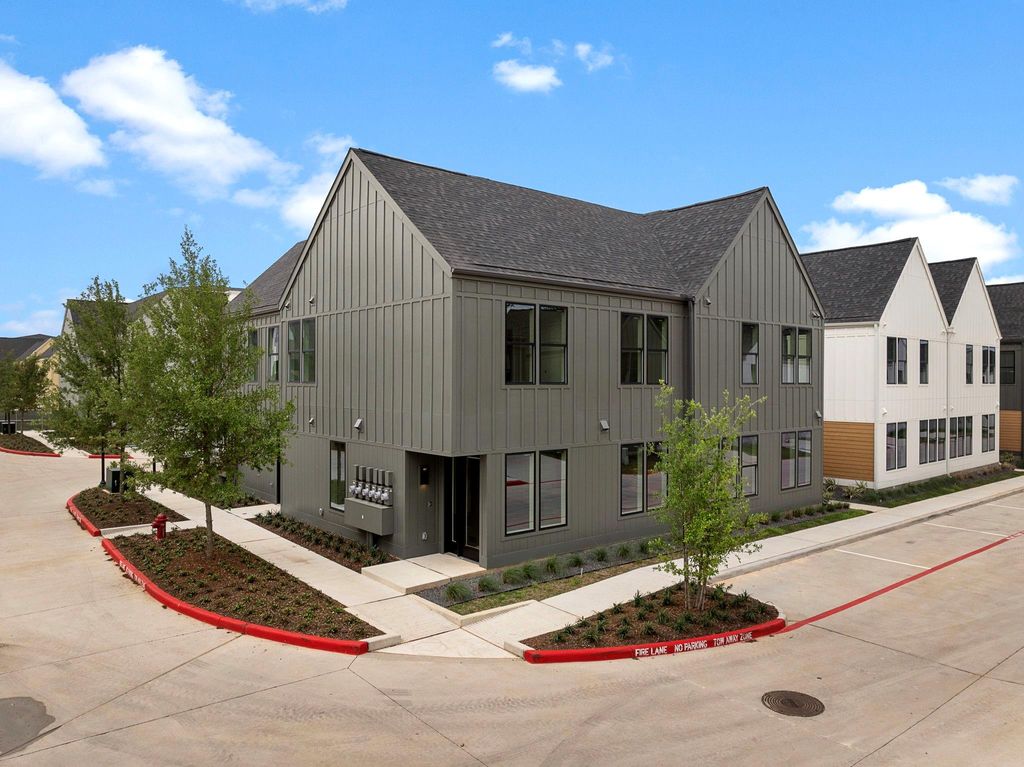 Photo of 1941 Sawdust Road Rd #224, The Woodlands, TX 77380 (MLS # 39770900)