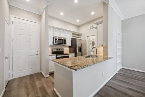 Photo of 5353 Memorial Drive #4053, Houston, TX 77007 (MLS # 14223803)