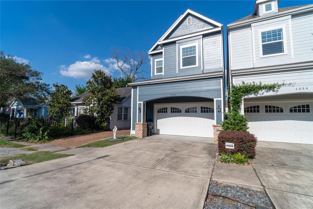 Photo of 1036 Alexander Street, Houston, TX 77008 (MLS # 86180071)