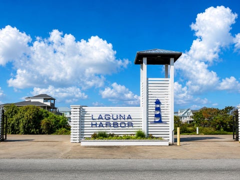 Photo of 1505 Laguna Harbor Lane, Port Bolivar, TX 77650 (MLS # 75366276)
