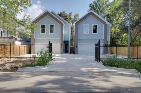 Photo of 957 Ringold Street, Houston, TX 77088 (MLS # 71272873)
