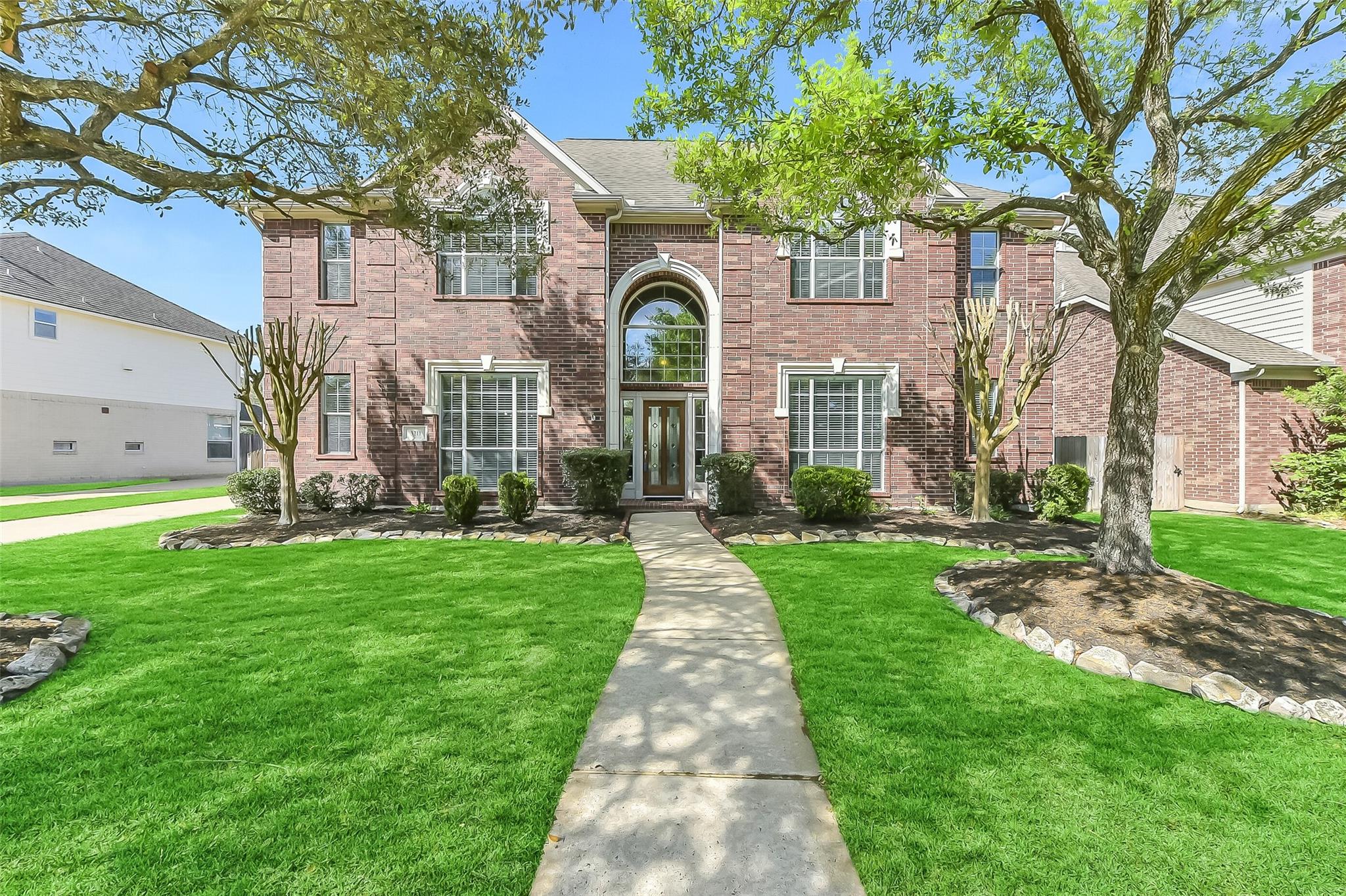 3211 Timberwood Drive