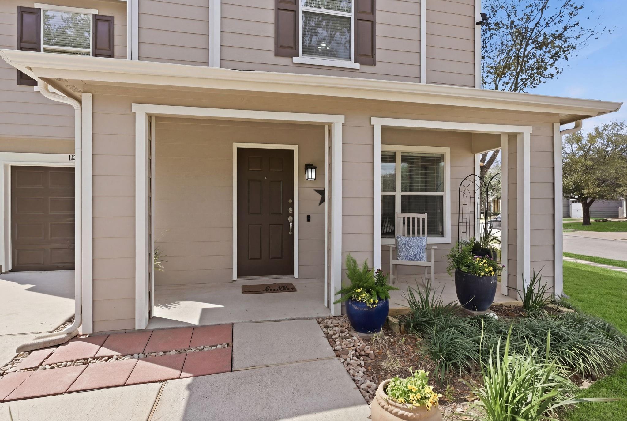 11202 Log Cabin Lane