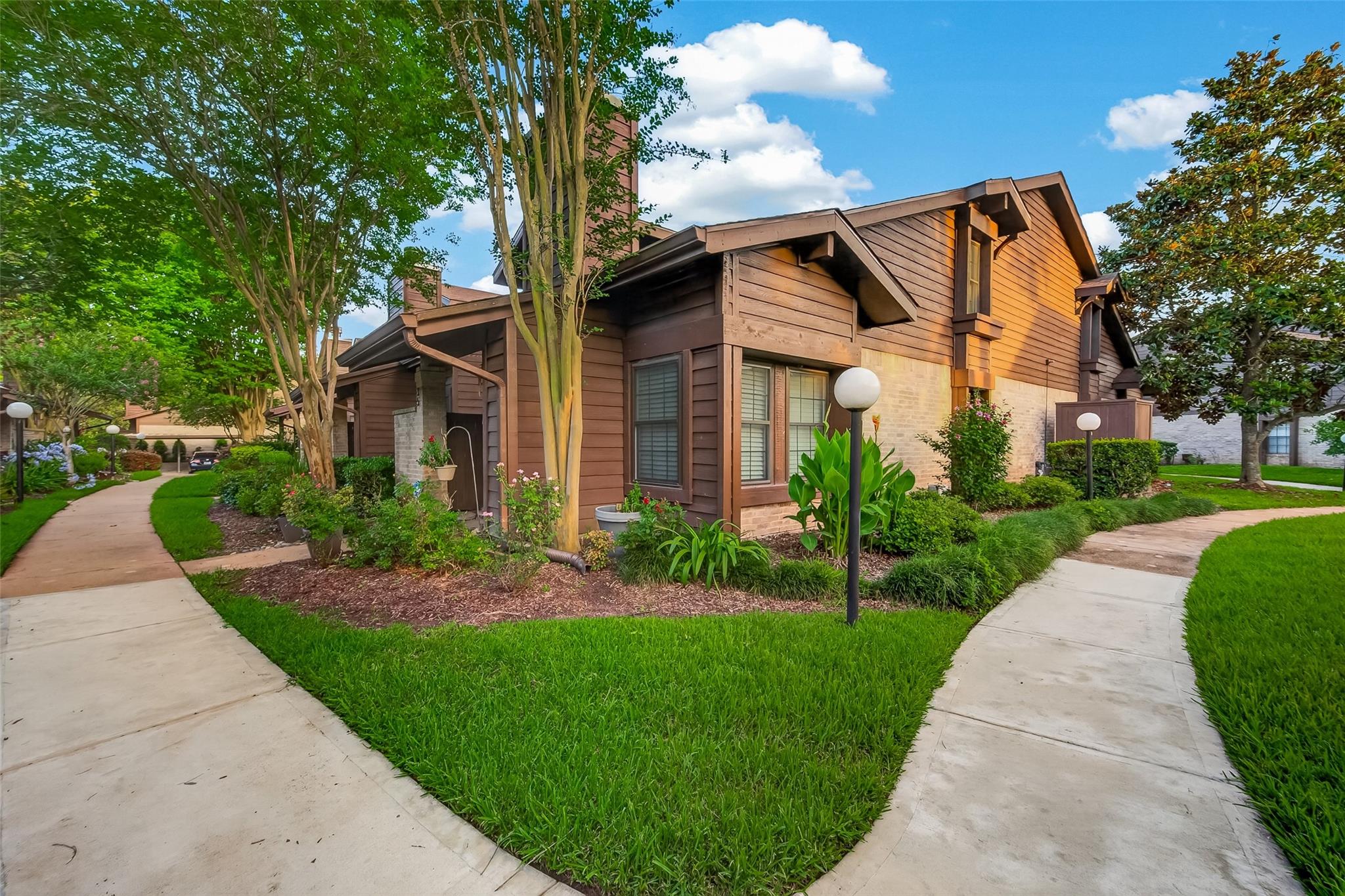 2510 Grants Lake Boulevard 36