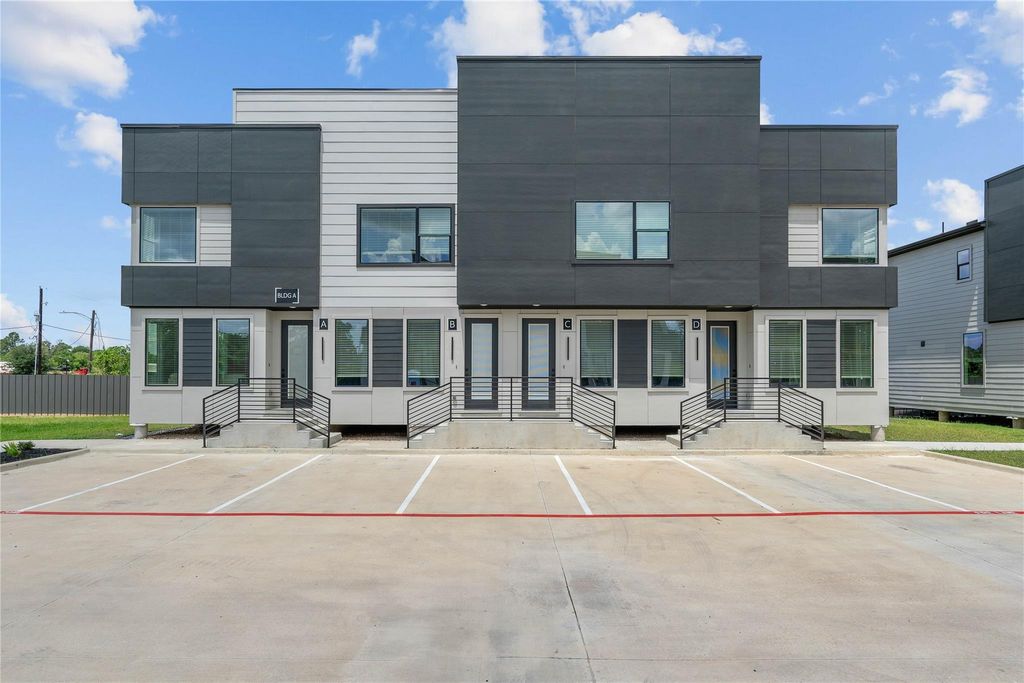 Photo of 3522 Mansfield Building C Street #D, Houston, TX 77091 (MLS # 4907032)